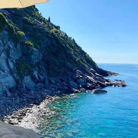La Marina Tower Apartment With Private Sea View Terrace Vernazza Exterior foto
